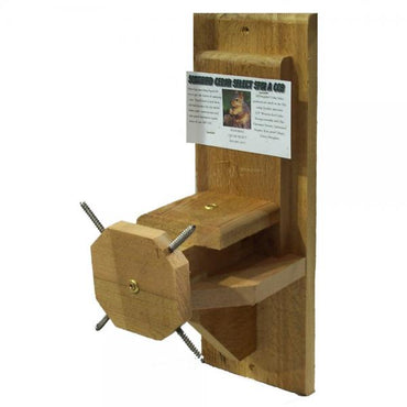 Spin-A-Cob Squirrel Feeder