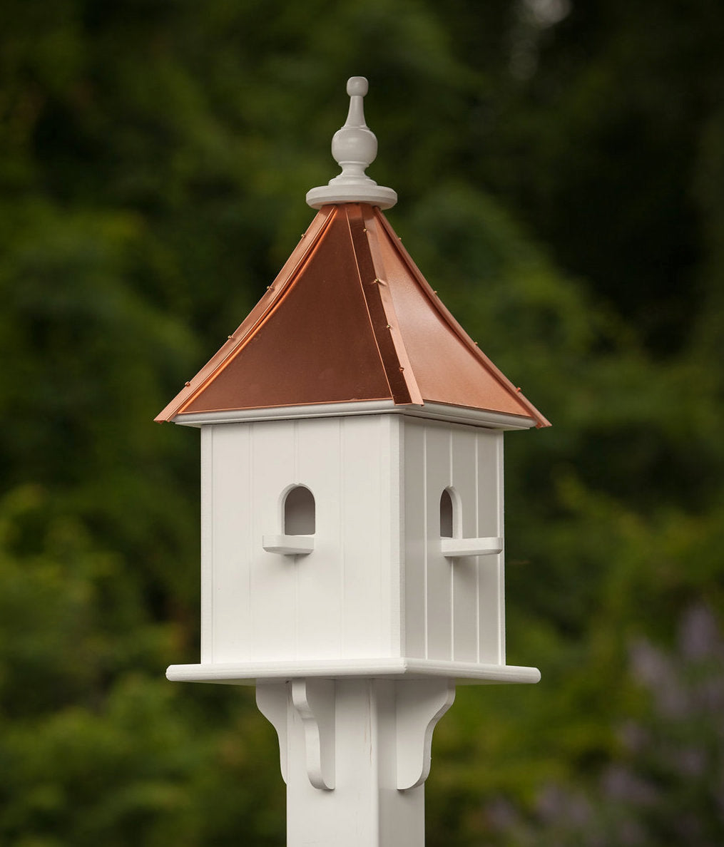 Cedar Birdhouse:Lg- country red /white barn 4 sep.compartment.rail perch top