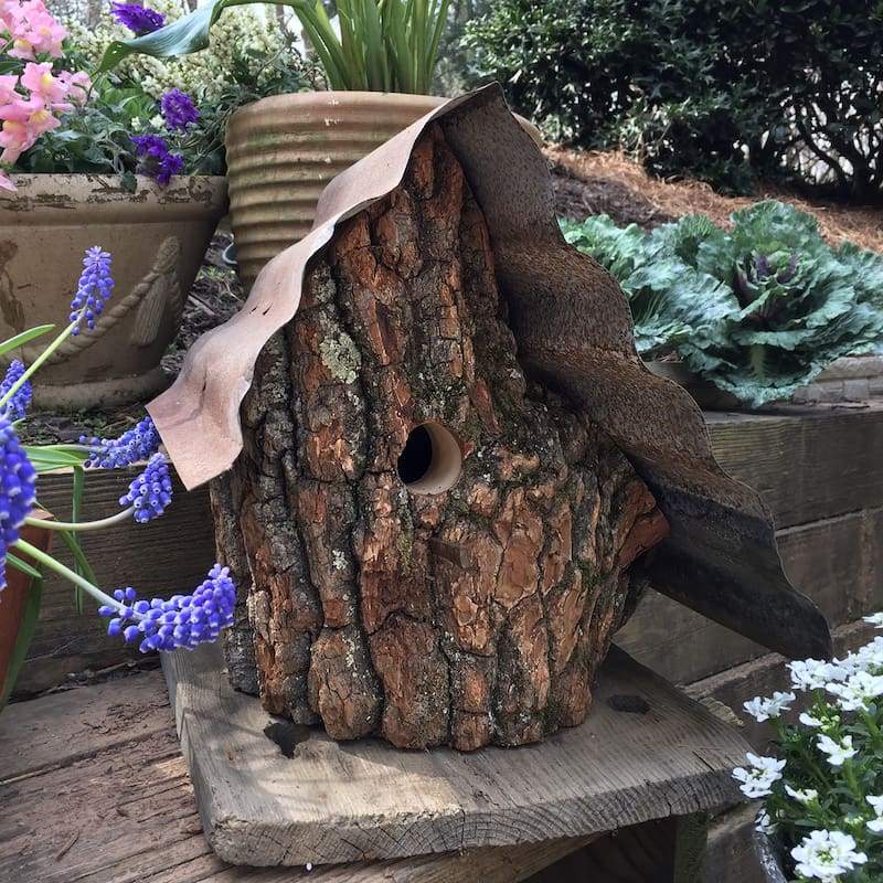 Log Birdhouse-10